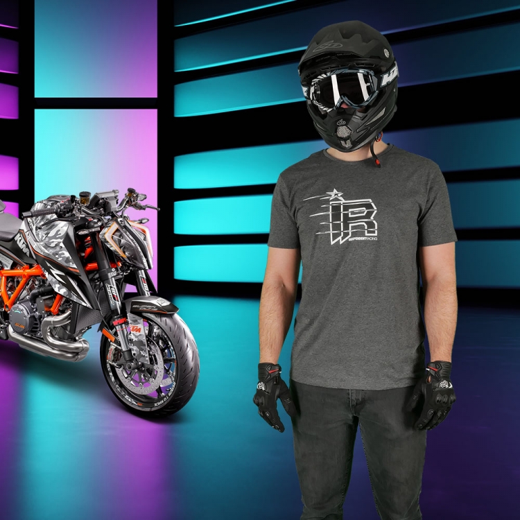 Independent Racing Streetwear | T-Shirt „BULLET“ in Action